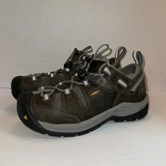 KEEN Women’s Utility Steel Toe ESD Work Shoe - Picture 4 of 7